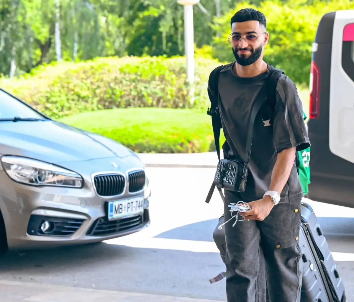 Al -ahly return "Abu Al -shamat" to his old house
Arabausa