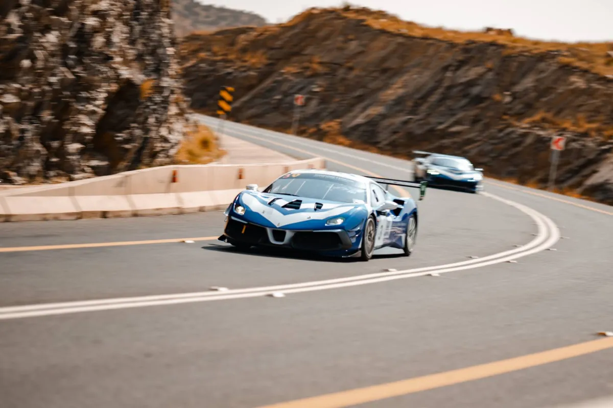 Al -qabani is a hero to challenge the "plateau" ascent "
Arabausa