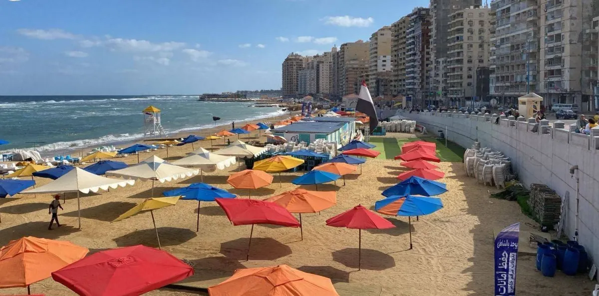 Alexandria's beaches are empty in the summer "ezz"
Arabausa