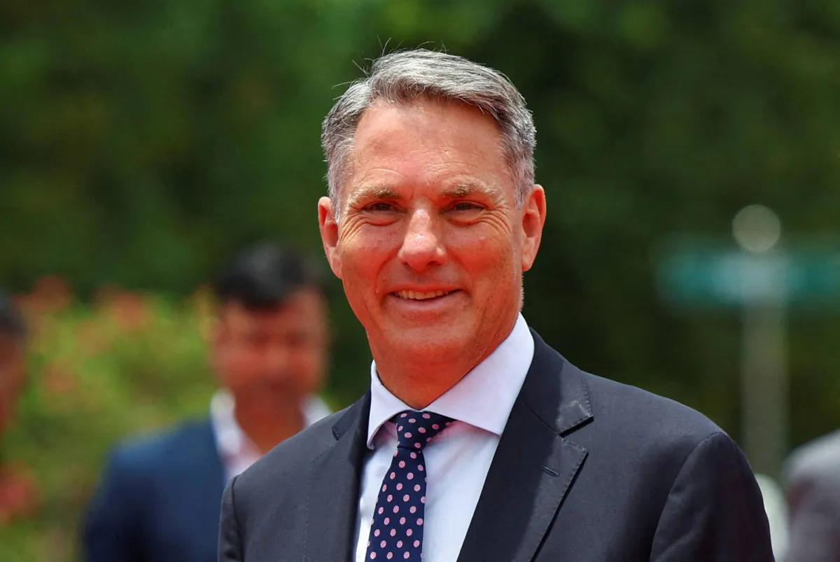 Australia buys 11 fruits from Japan for 6 Billion
Arabausa