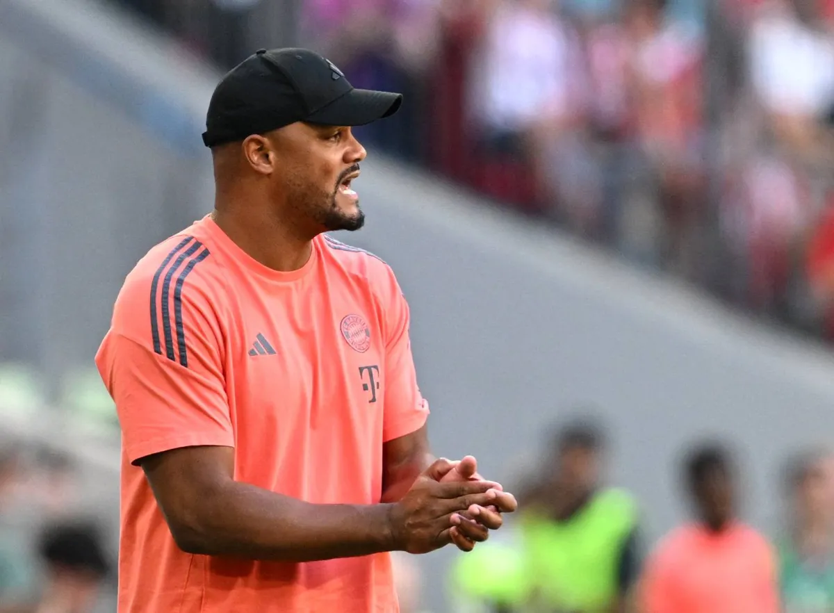 Bayern Monich is looking for his / her title 11 in super cup and cototgart

 Arabausa
