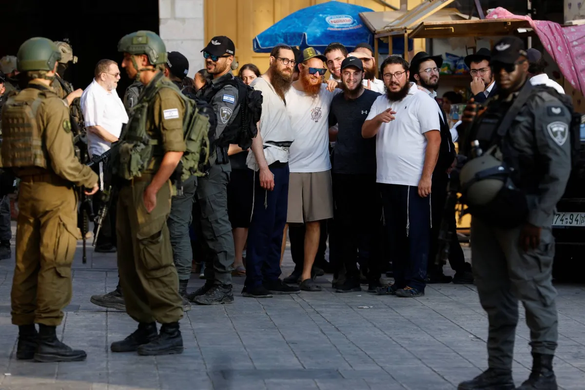 DRTI DRTERS WERE TO THE Letter and Jordan East
Arabausa