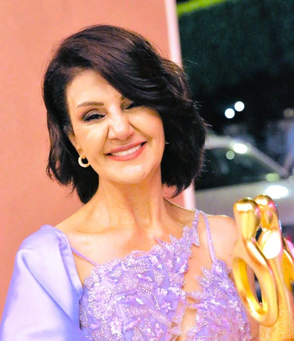 Dropped my dream despite the fame I got
Arabausa