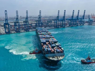 Exports of Saudi HonP Excepting 45 billion dollars in the first half 

 Arabausa
