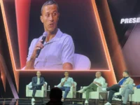 Facing ronaldo and messi needs a deep knowledge of technology

 Arabausa