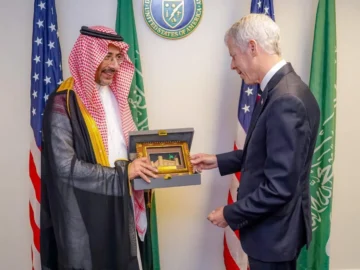 Graduate Discussions with the Minister of Energy America to cooperate in the industrial sectors and mining

 Arabausa