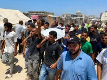 Hamas rejects the justifications for the Israeli Army on the warpers of the a hospital Nasser's bomb

 Arabausa