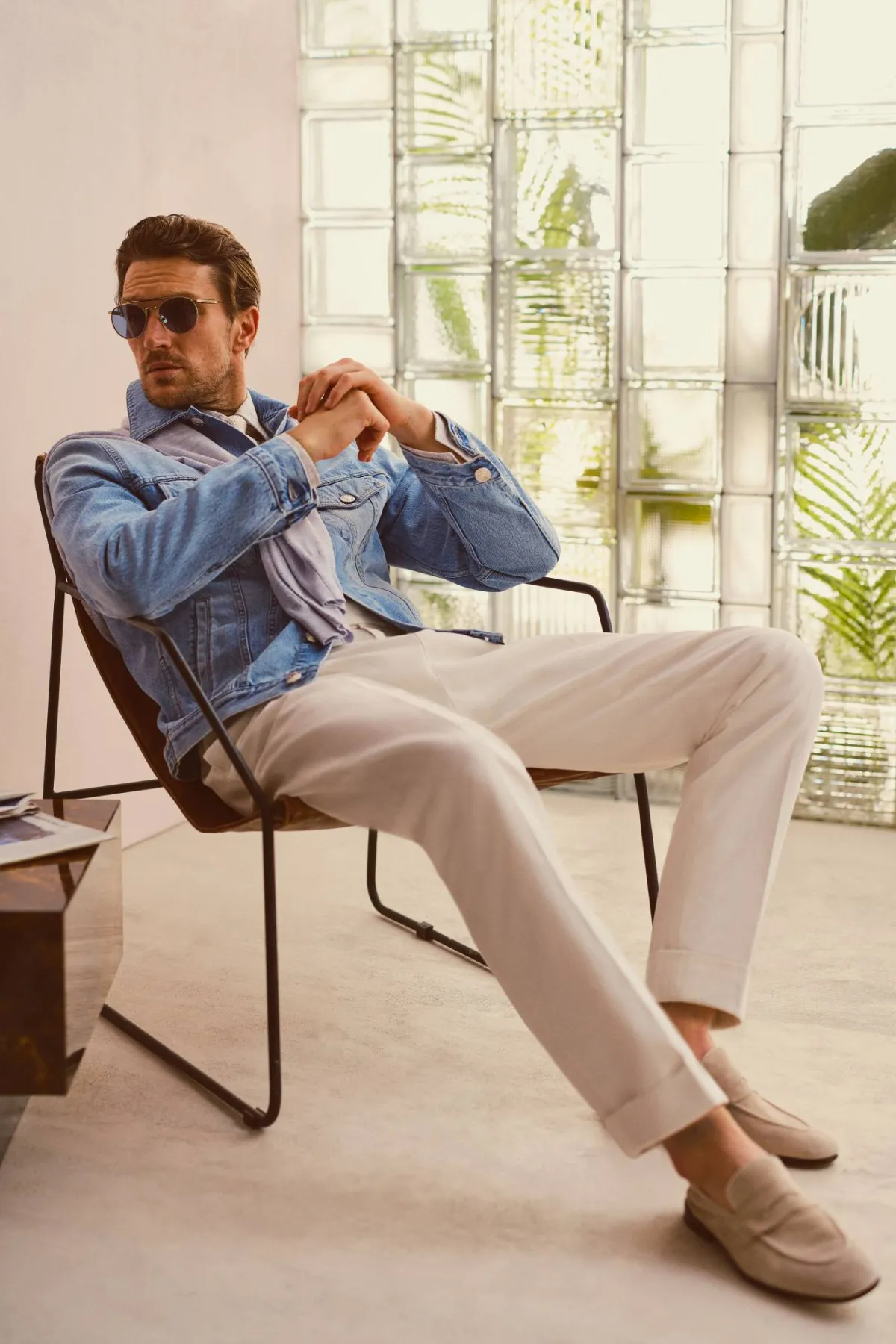 How did the "Louvre" see the fashion, and I live?
Arabausa