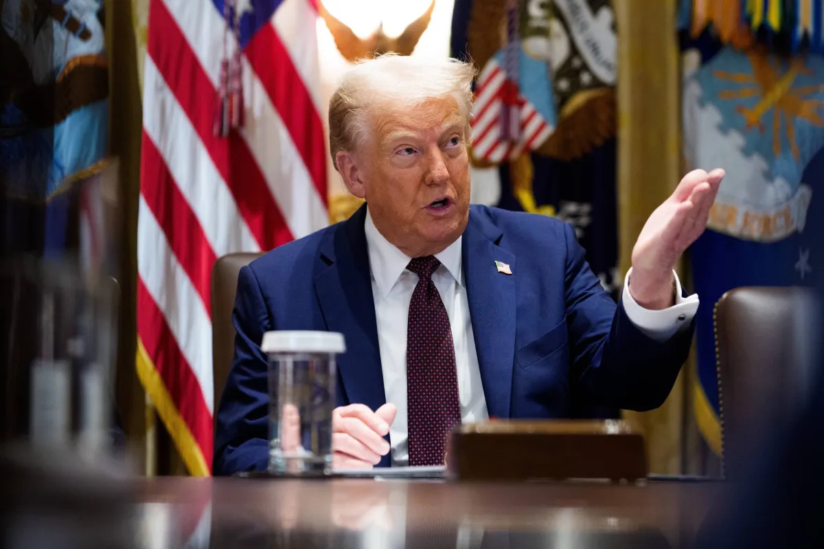 How has the Trump commented in the Taylor Swift and Taavis Kelissy?

 Arabausa