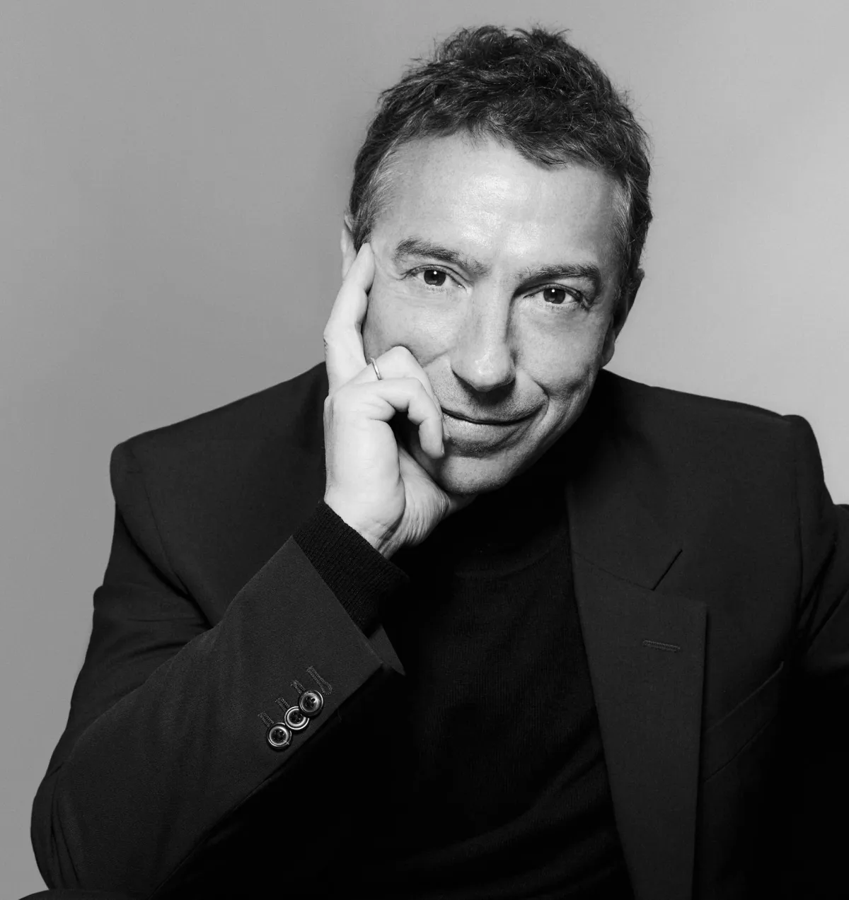 Interior "valentine der" appsicate bellini as their new executive president
Arabausa