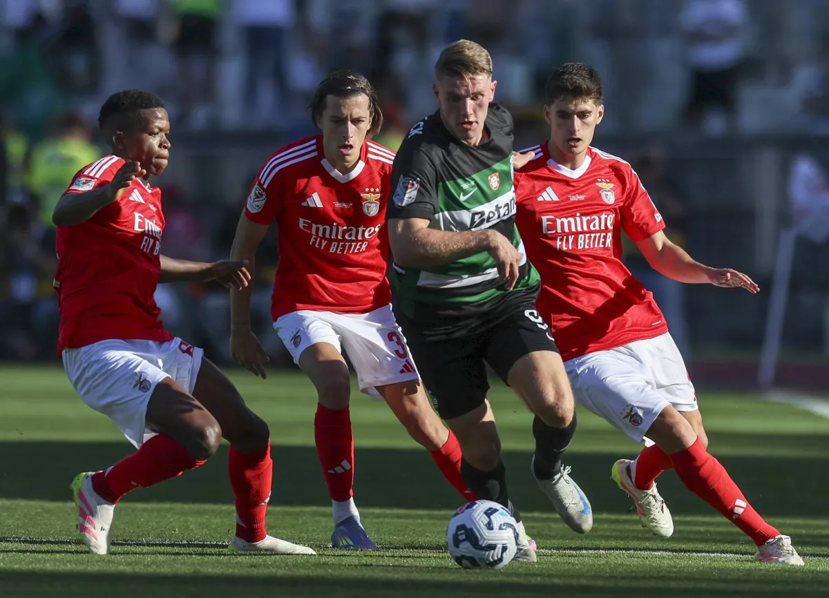 Is Gyekiris shining with Arsenal as his star lulled in the Sport Lisbon?
Arabausa