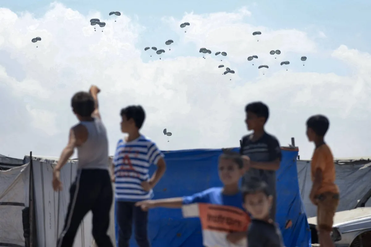 Israel that continues their operations in Gaza, sampling reflecting their forces ... and accept the humanitarian situation
Arabausa