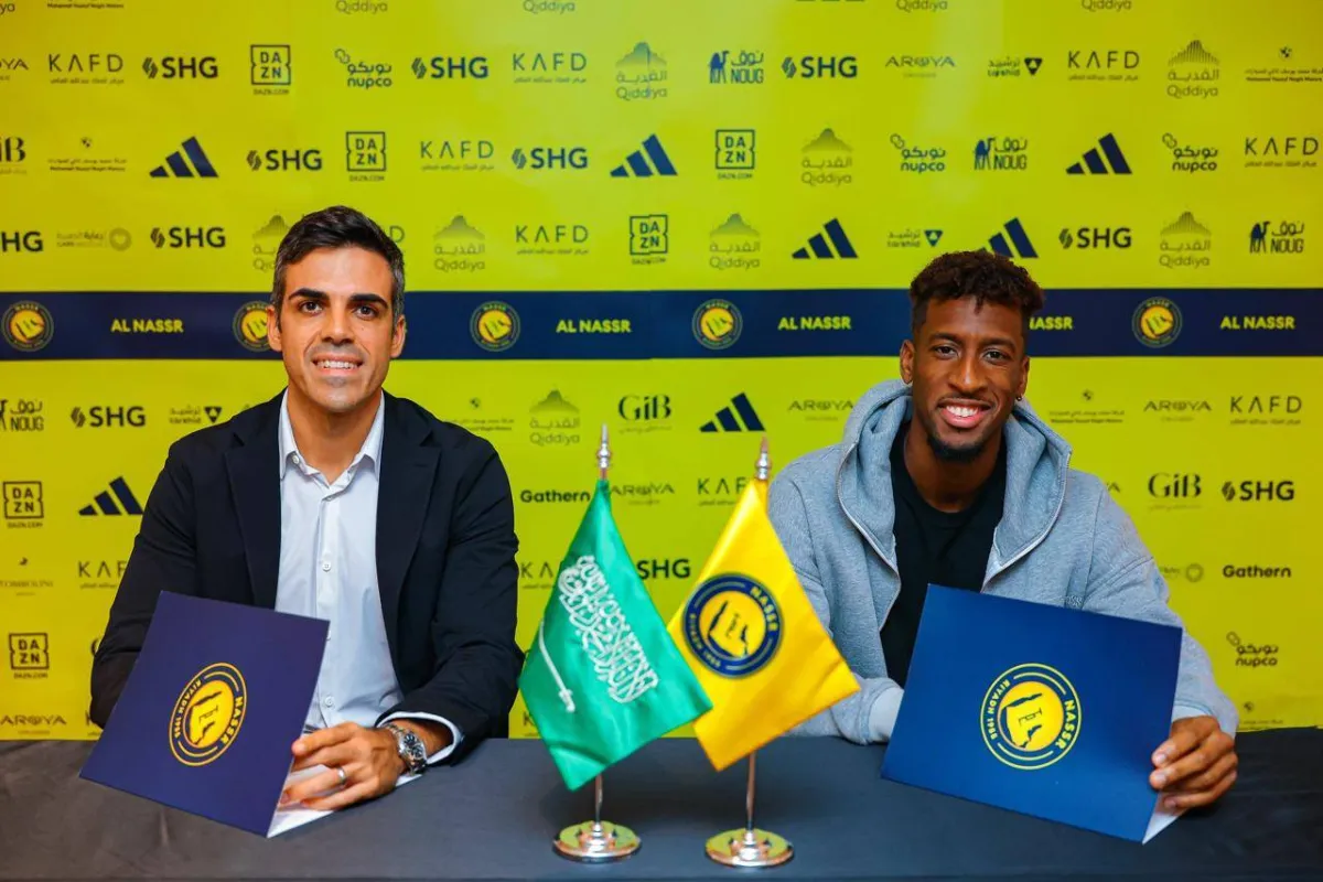 Koman "Bavaria Re" sign the victory contract
Arabausa