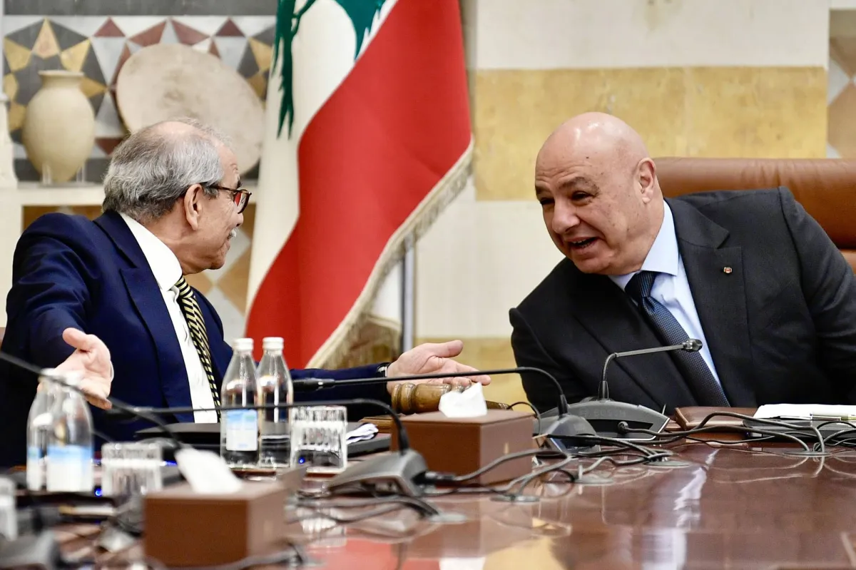 Lebanian agreem's government ending the Army presence of Hezbollah ... in the absence of shiite ministers
Arabausa