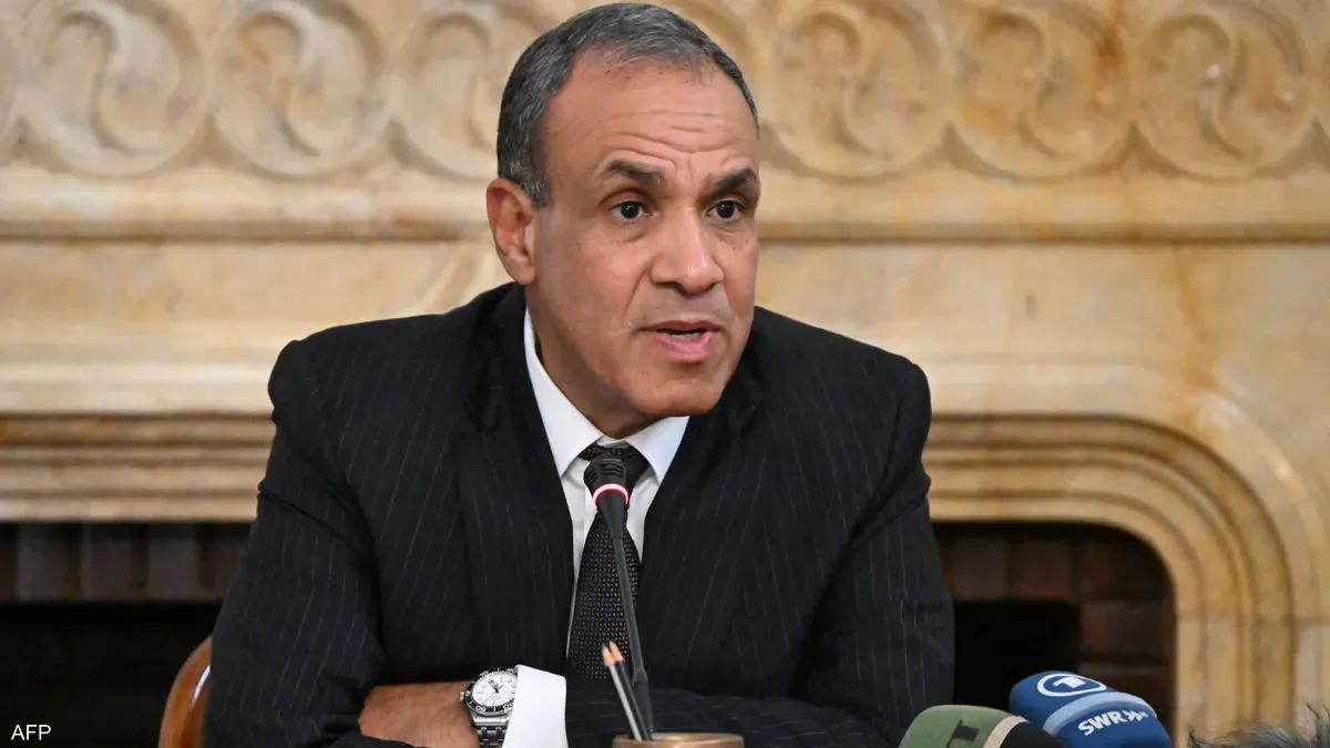 Long interaction with Egyptian Embassy's security in New York to the protesters
Arabausa