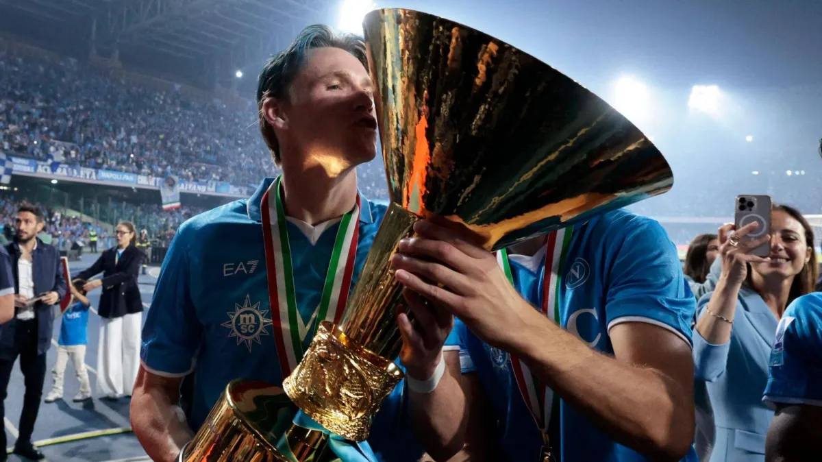 Macktinai ... from a marginalized player in a candidate to win the "golden ball"

 Arabausa