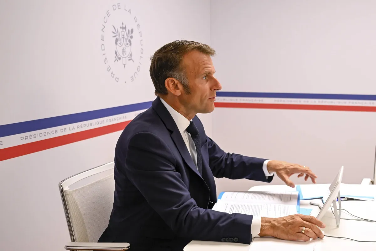 Macron calls an unified front between Ukraine and Europe in the Washington talk
Arabausa