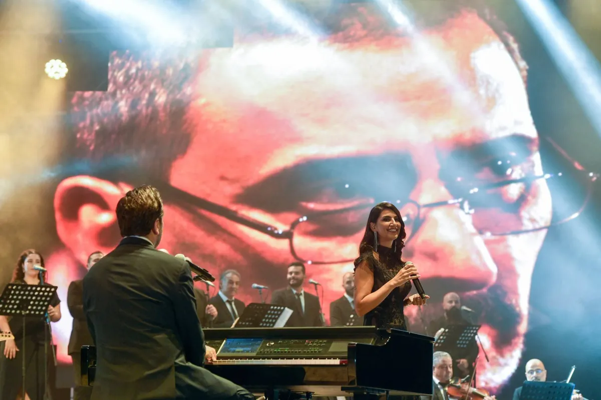 Music Guery Miinkian apart "Bebo International Festivals

 Arabausa