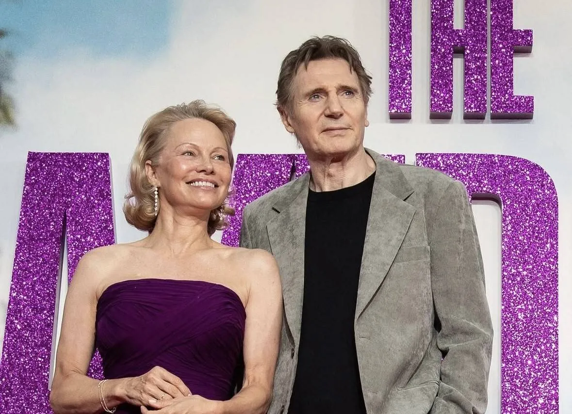 Pamela Anderson ... love without makeup on the outskirts of 60
Arabausa