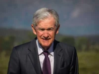 Powell in front of a difficult option ... reduces benefit and lose independence of the "federal"?

 Arabausa