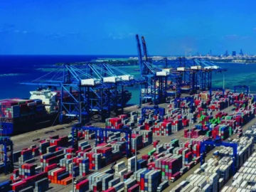 Saudi Arabia records a 5.8 billion dollar trade surplus in June

 Arabausa