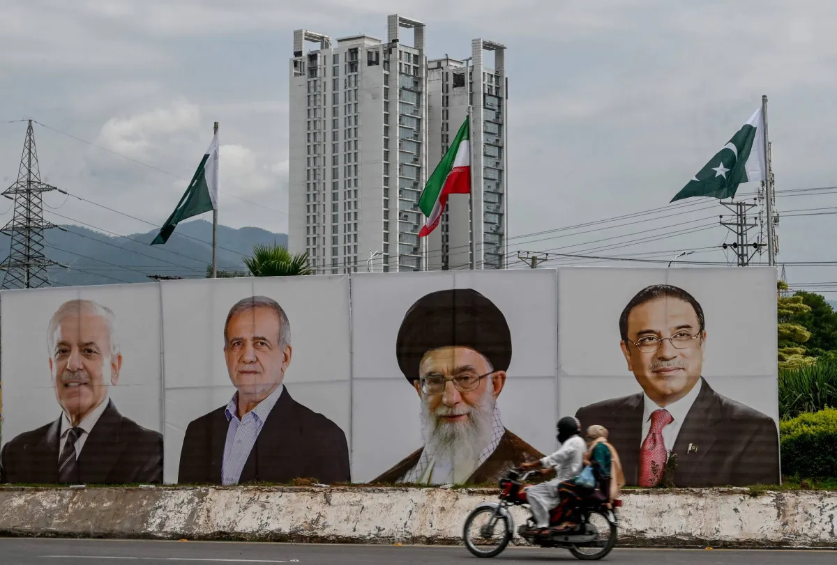 Tehran urge Islamabad to face "terrorist threatens"
Arabausa