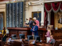 Texas Democrats go back ... and eyes in other states

 Arabausa
