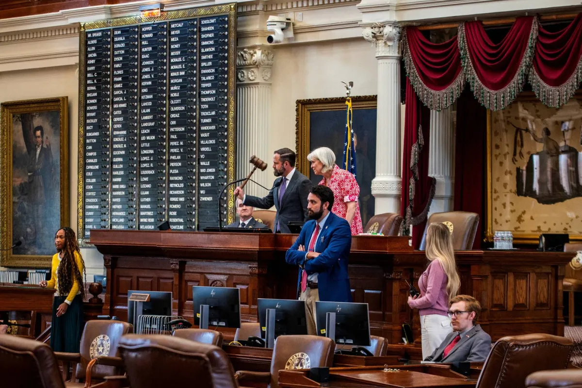 Texas Democrats go back ... and eyes in other states
Arabausa