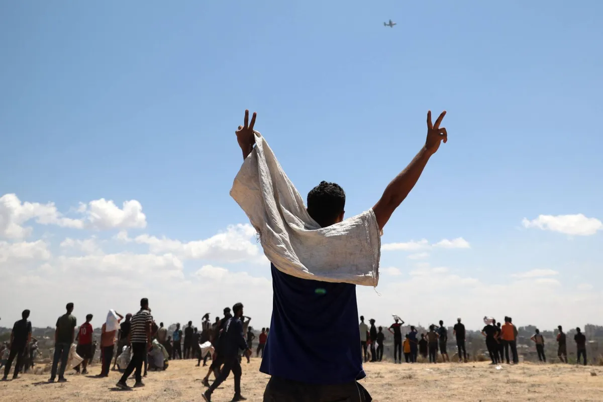 The New Mechanism of Israel will bring the goods ... a drop of hope in a tread desert
Arabausa