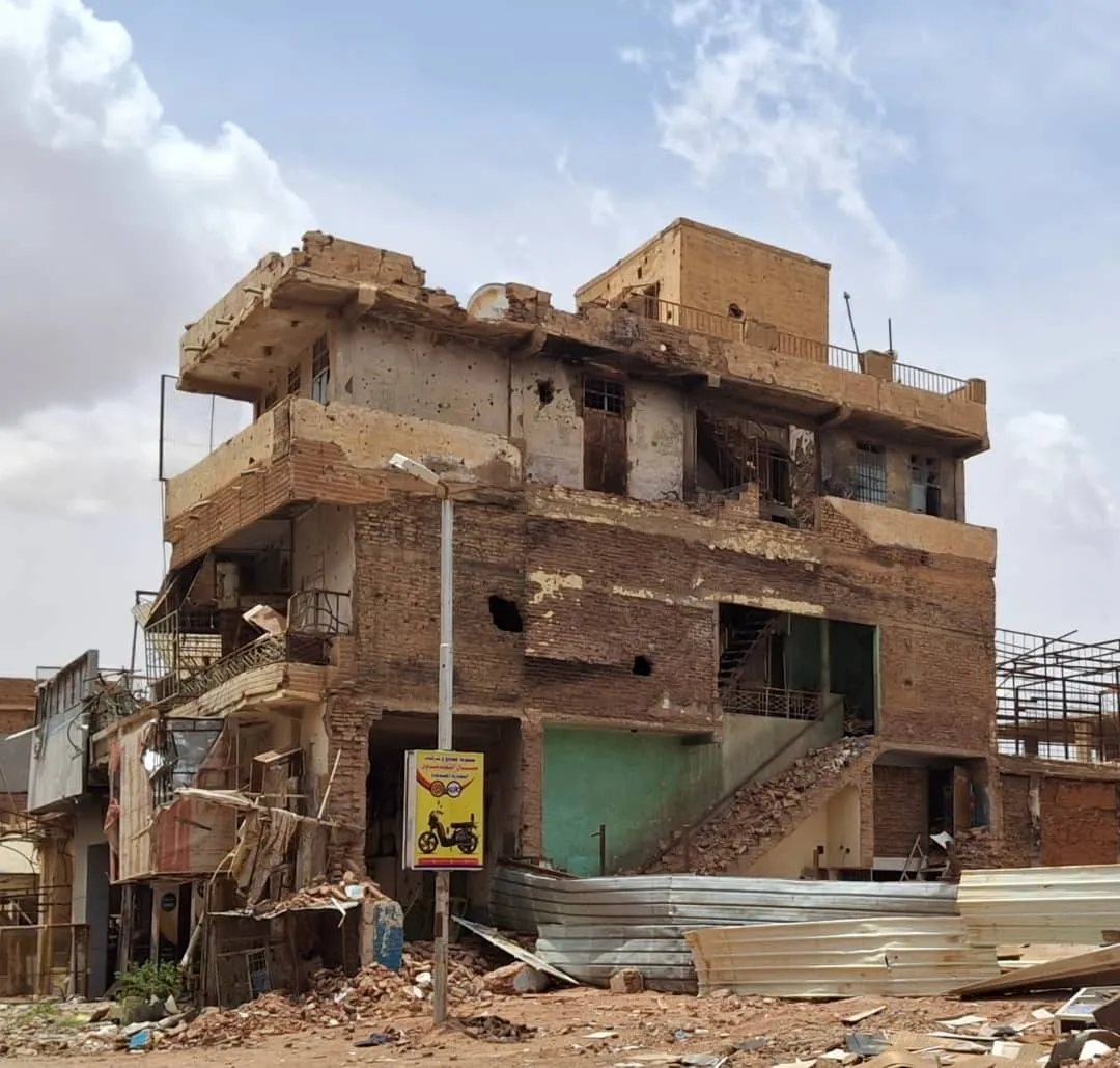 The Sudanese authorities develop for restoration of affected buildings in Khartouum
Arabausa