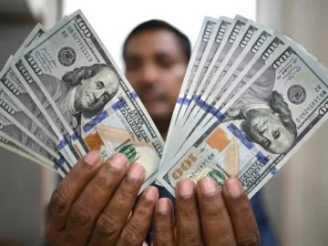 The US dollar is struggled to recover from the powell powder stroke

 Arabausa
