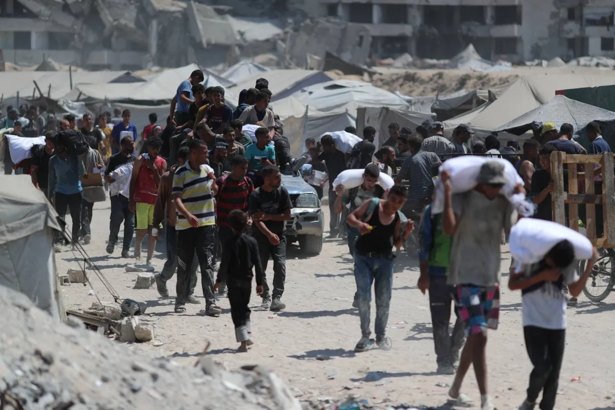 The first meeting between international relief and the head of the humanitarian foundation of the Gaza
Arabausa