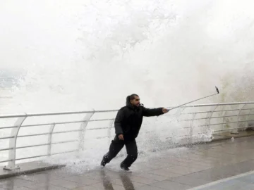 The most dangerous countries to take pictures in the world

 Arabausa