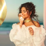 The new "Yves Saint Laurent" Perfume brings the stars of Egypt in the coast

 Arabausa