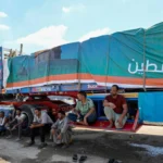 We are ready to dump Gaza with aid ... and Israel Impari the entrance of the 5000 trucks

 Arabausa